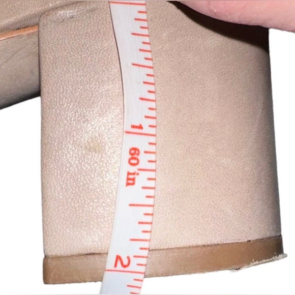 Bernardo beige/nude woven slip on sandals with 2” block heel size 9M - Picture 7 of 9